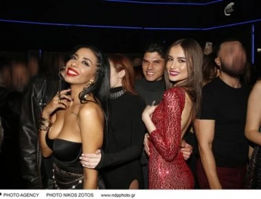 Τα κορίτσια του My Style Rocks το «έριξαν» έξω- Δείτε τες να τα «σπάνε» στα μπουζούκια (φωτο)